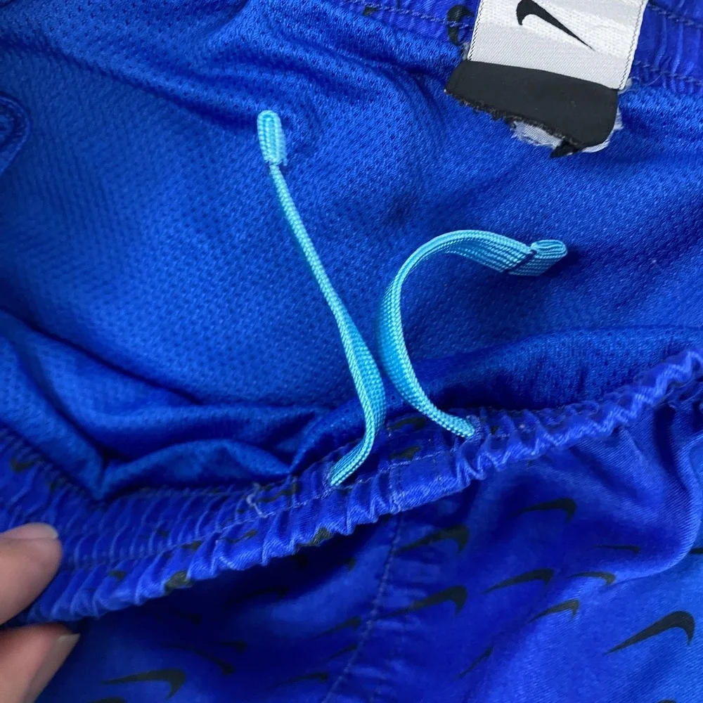 Nike Shorts Mens Medium Blue Gradient Shark Print Swim Trunks Elastic Waist